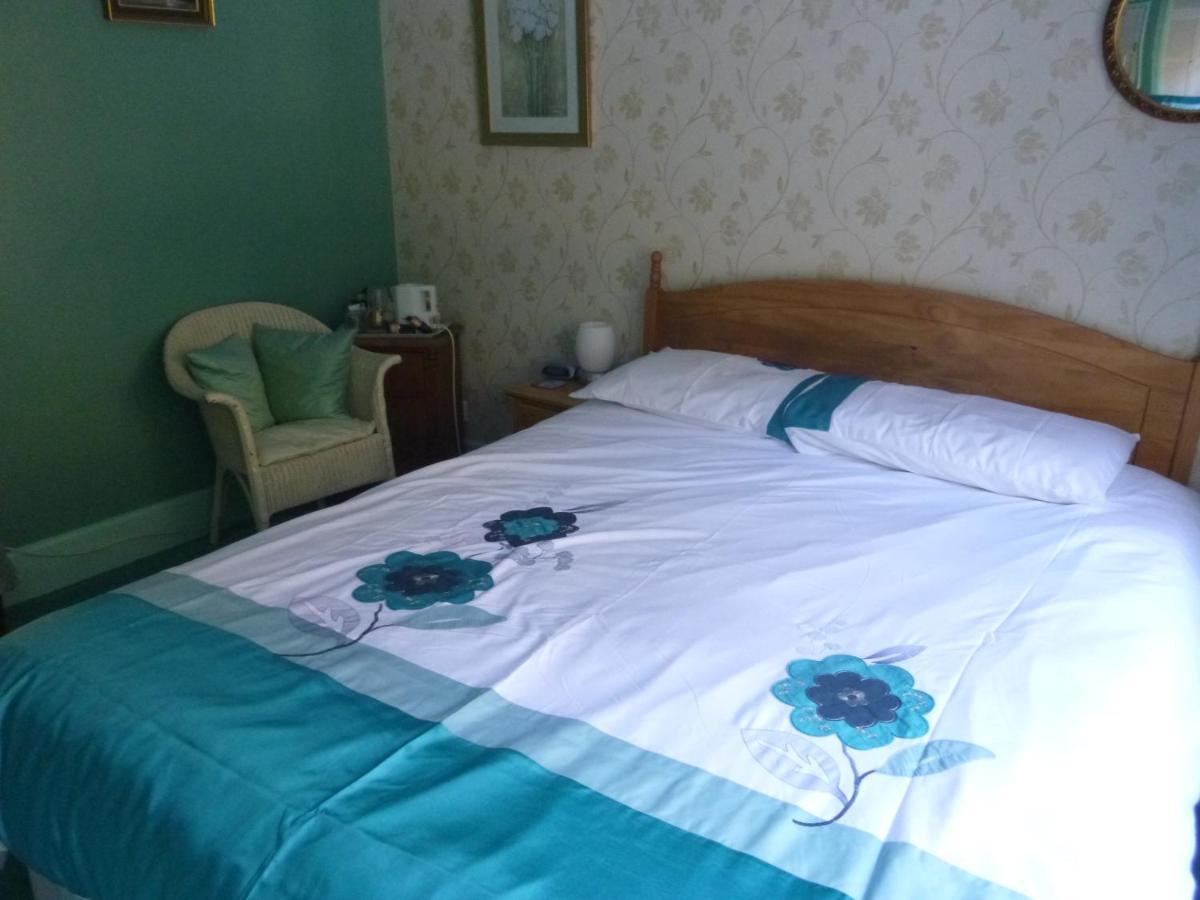 Chart House Bed And Breakfast Dorking Ngoại thất bức ảnh