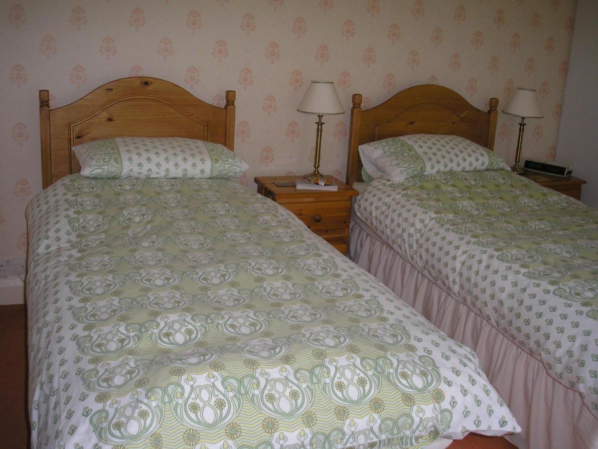 Chart House Bed And Breakfast Dorking Ngoại thất bức ảnh
