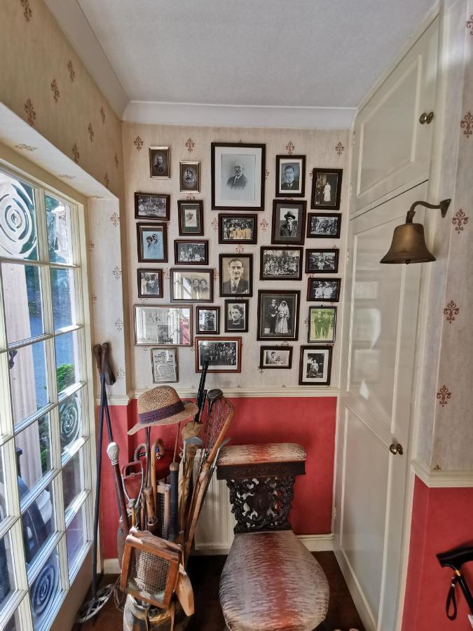 Chart House Bed And Breakfast Dorking Ngoại thất bức ảnh